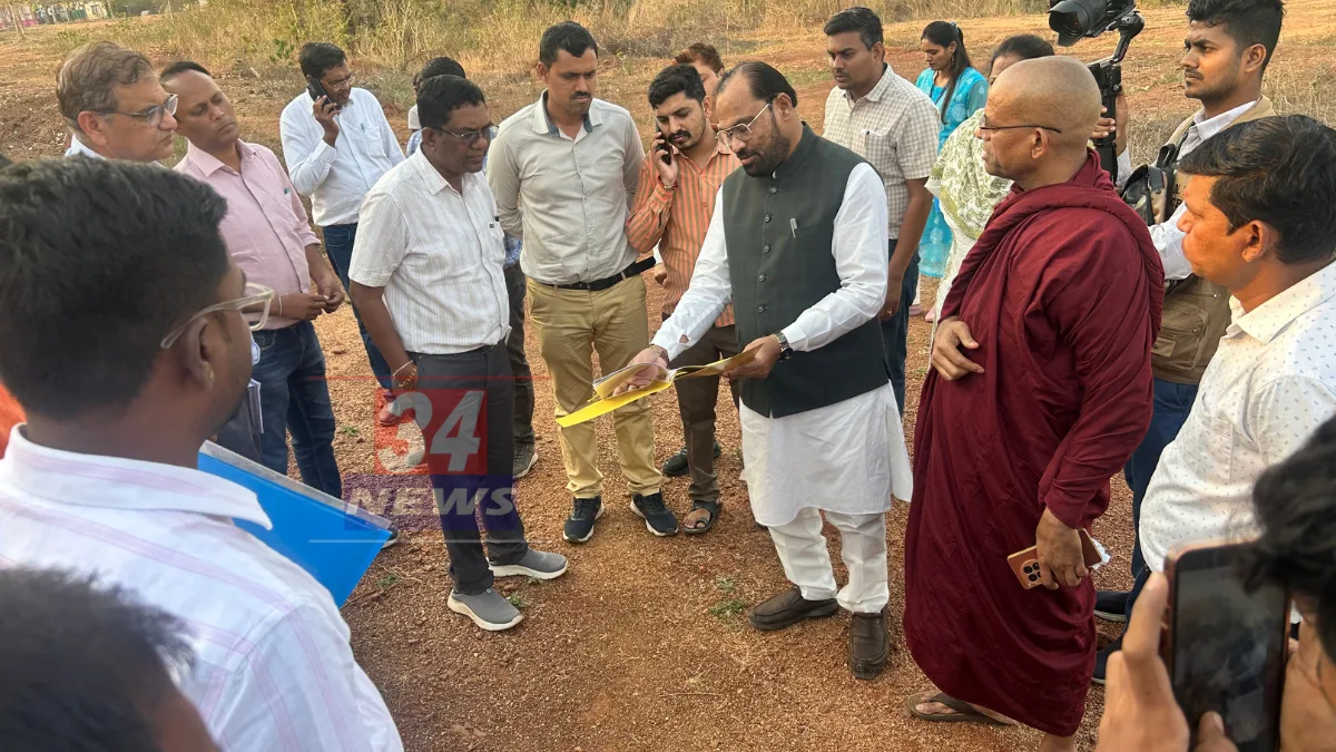 Chandrapur Collector । आदिवासी विकास ते स्मार्ट सिटी; वसुमना पंत यांचा अनुभव आता चंद्रपूरच्या कामी येणार Chandrapur Collector । आदिवासी विकास ते स्मार्ट सिटी; वसुमना पंत यांचा अनुभव आता चंद्रपूरच्या कामी येणार