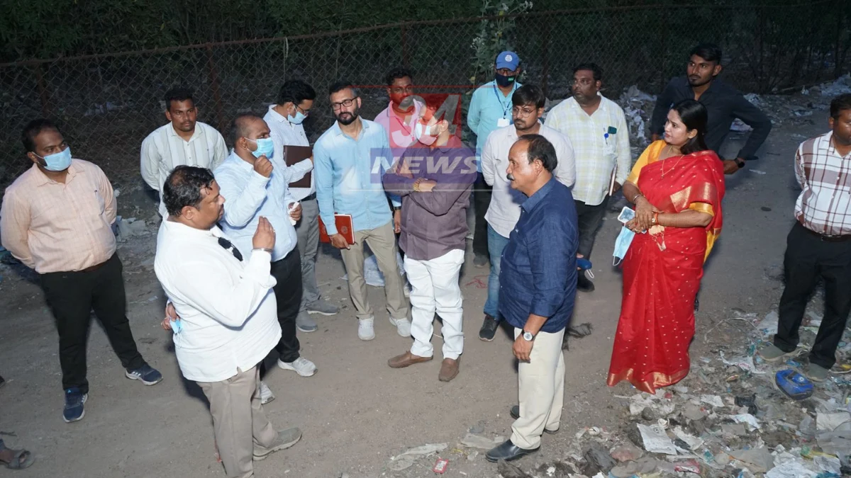 Cattle Smuggling । गुन्हे शाखा अ‍ॅक्शन मोडमध्ये! धाबा परिसरात जनावरांची वाहतूक करणारी वाहने पकडली Cattle Smuggling । गुन्हे शाखा अ‍ॅक्शन मोडमध्ये! धाबा परिसरात जनावरांची वाहतूक करणारी वाहने पकडली