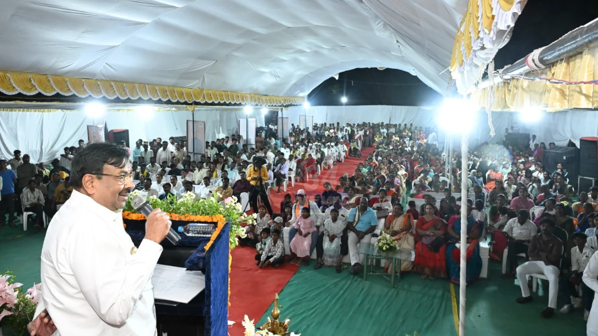 Sudhir Mungantiwar Mul Sudhir Mungantiwar । शब्द पाळला! सुधीर मुनगंटीवार यांच्या हस्ते मुलमध्ये १.२९ कोटींचे सभागृह लोकार्पित